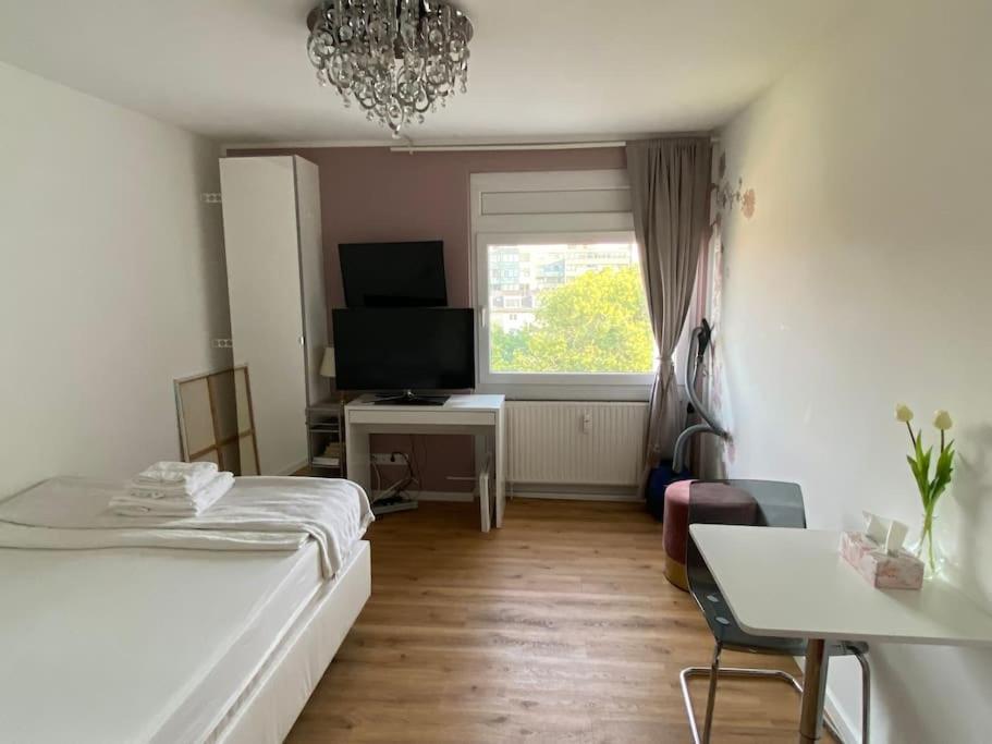 Schoene, Kleine, Gemuetliche Wohnung - Stadtmitte Μάιντς Εξωτερικό φωτογραφία
